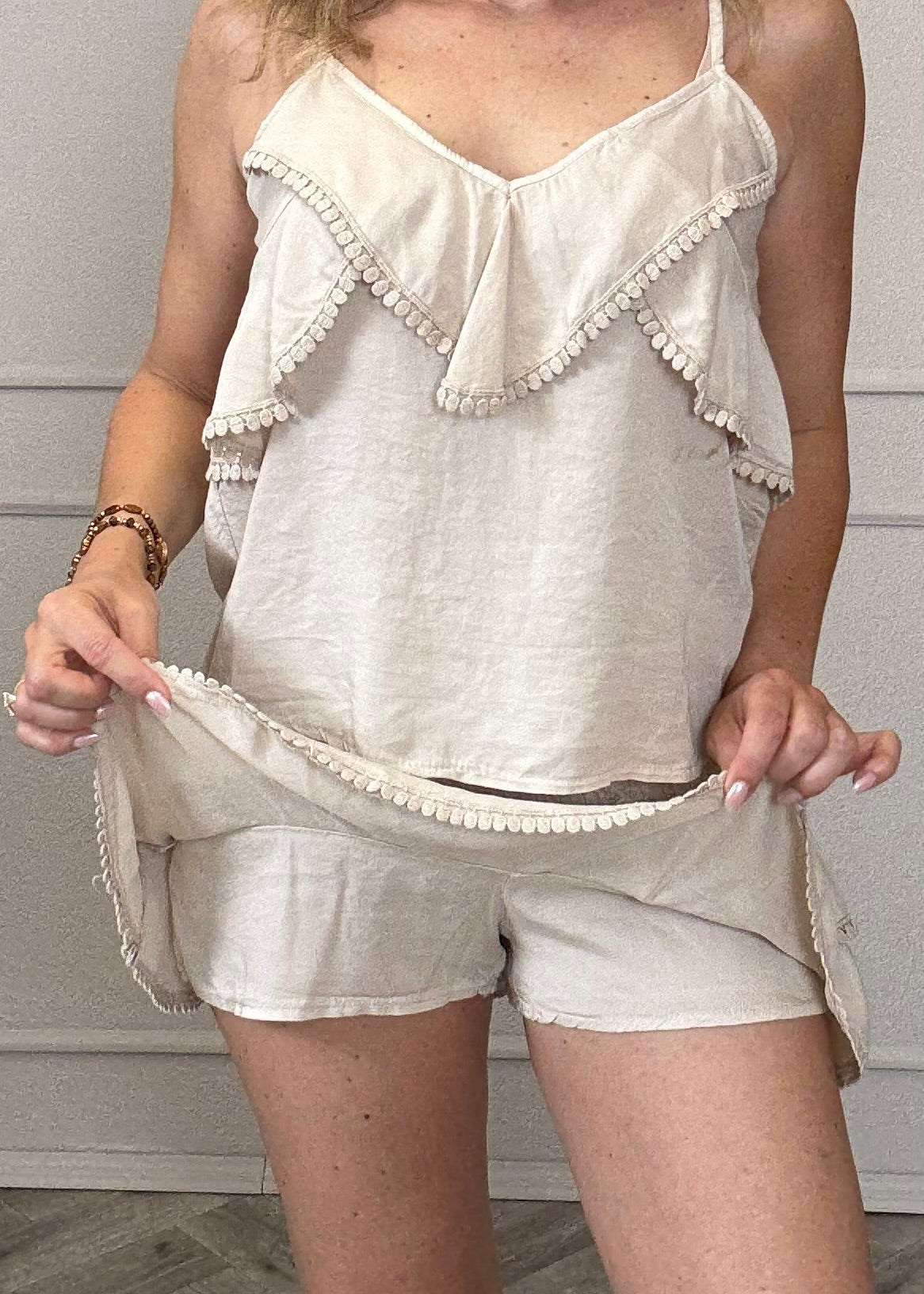 Süßes Set mit Hosenrock