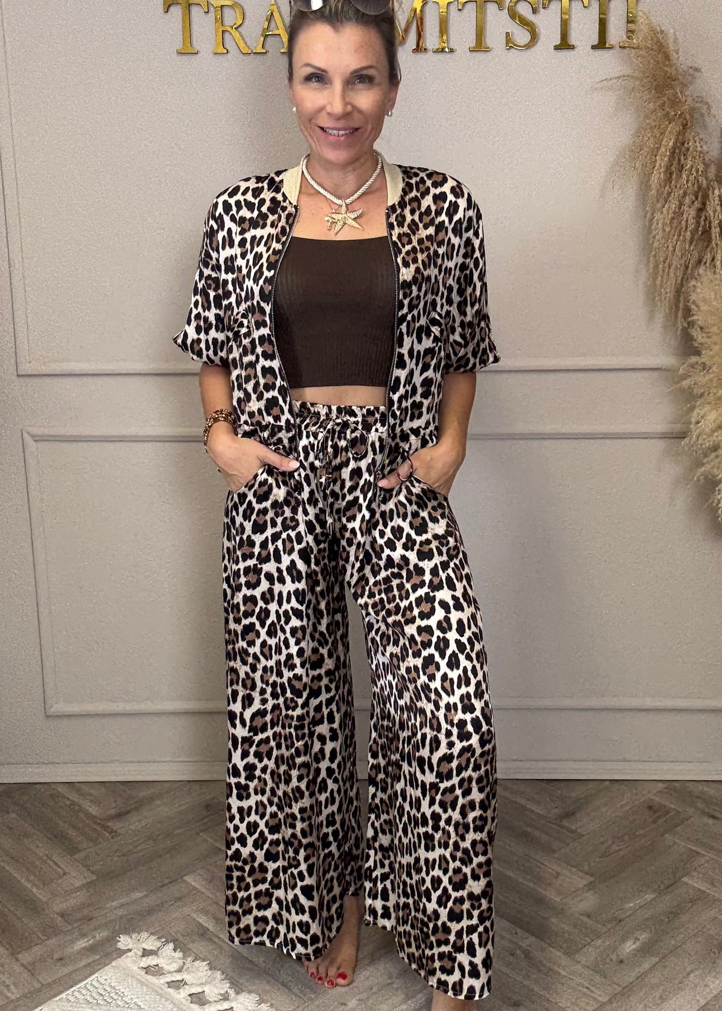 Satinhose Leo