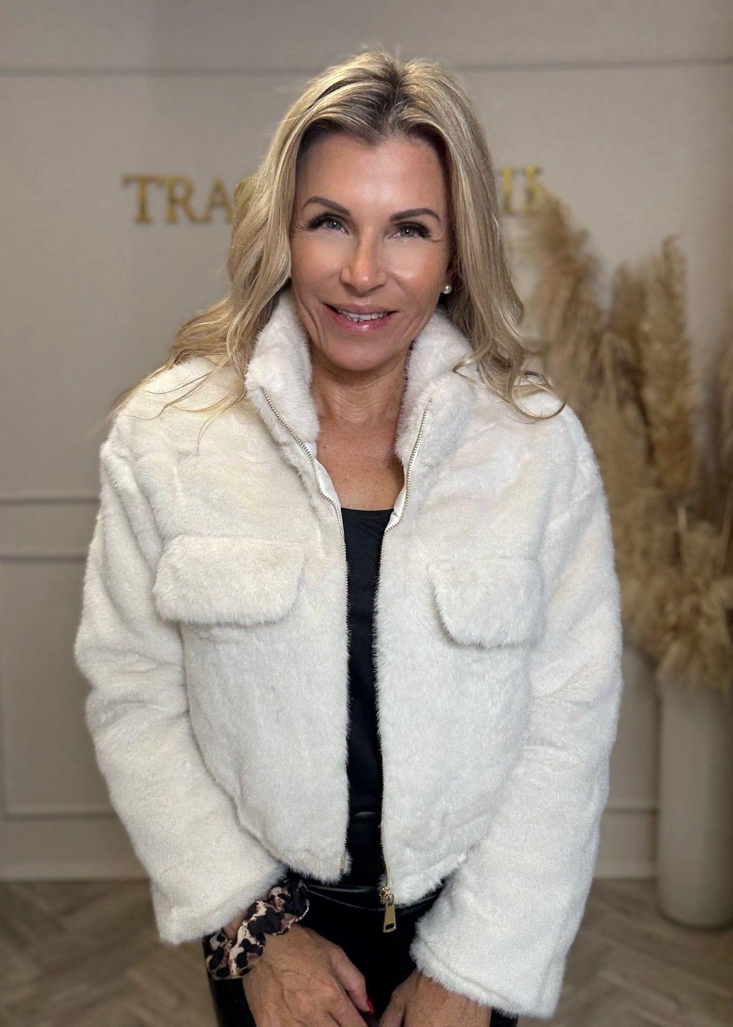 Stylische Fake Felljacke in 3 Farben