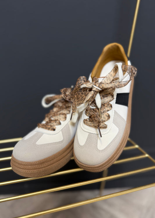 Sneaker