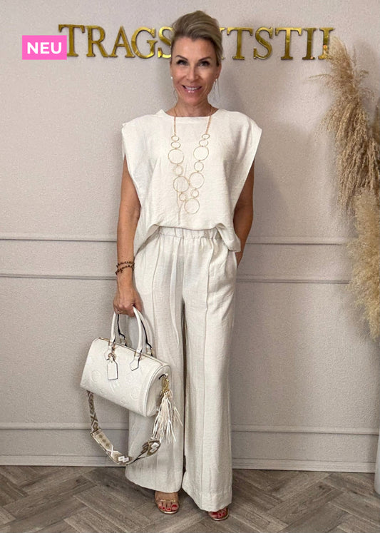 Zweiteiler „Cream“ mit Kette
