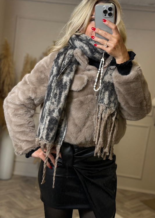 Stylische Fake Felljacke in 3 Farben
