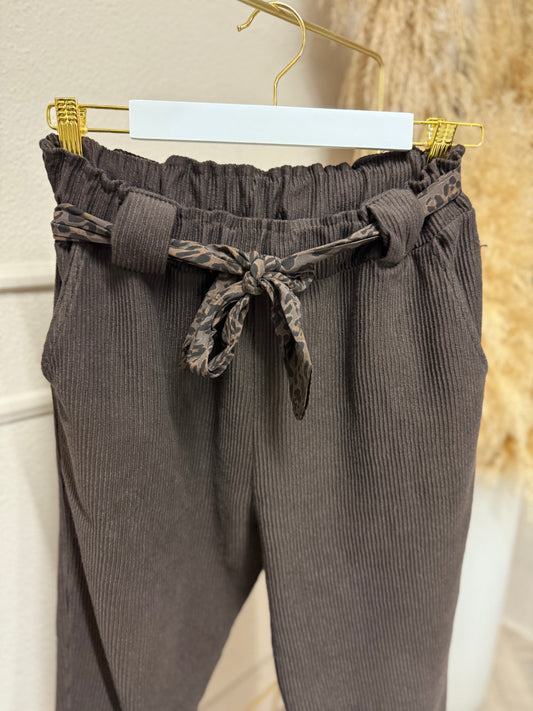 Cordhose im Chino Style